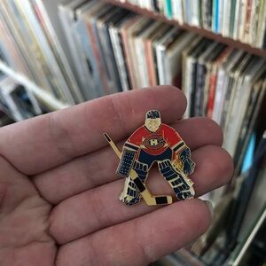Montreal Canadiens Goalie Enamel Pin - Red & Blue Hockey Pin